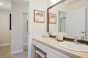 Condo, 1 Bedroom (PKD-104) | Bathroom | Shower, designer toiletries, towels, toilet paper