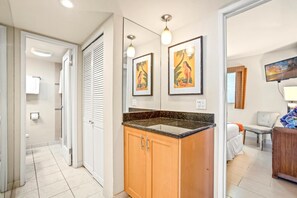 Condo (2 Bedrooms) | Bathroom