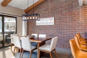 Casa de ciudad, 3 habitaciones (Mountain View, Sleeps 6 (STR-1)) | Restaurantes