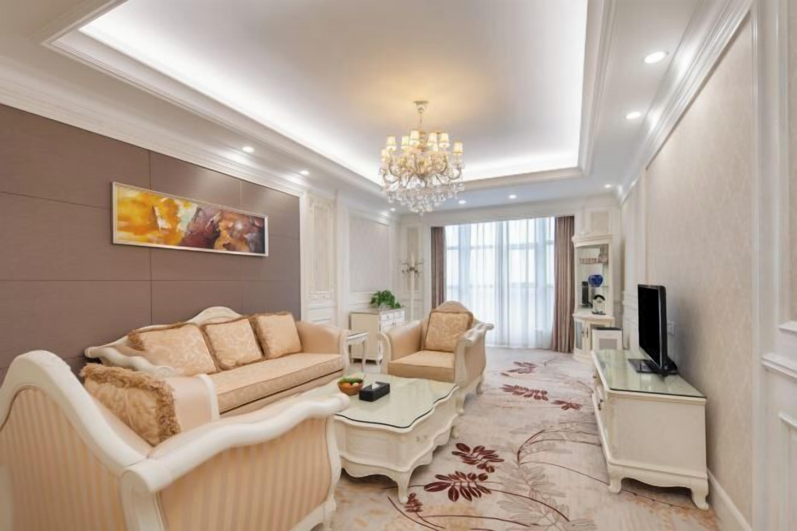 Sengetøy av topp kvalitet, safe på rommet og individuelt dekorert