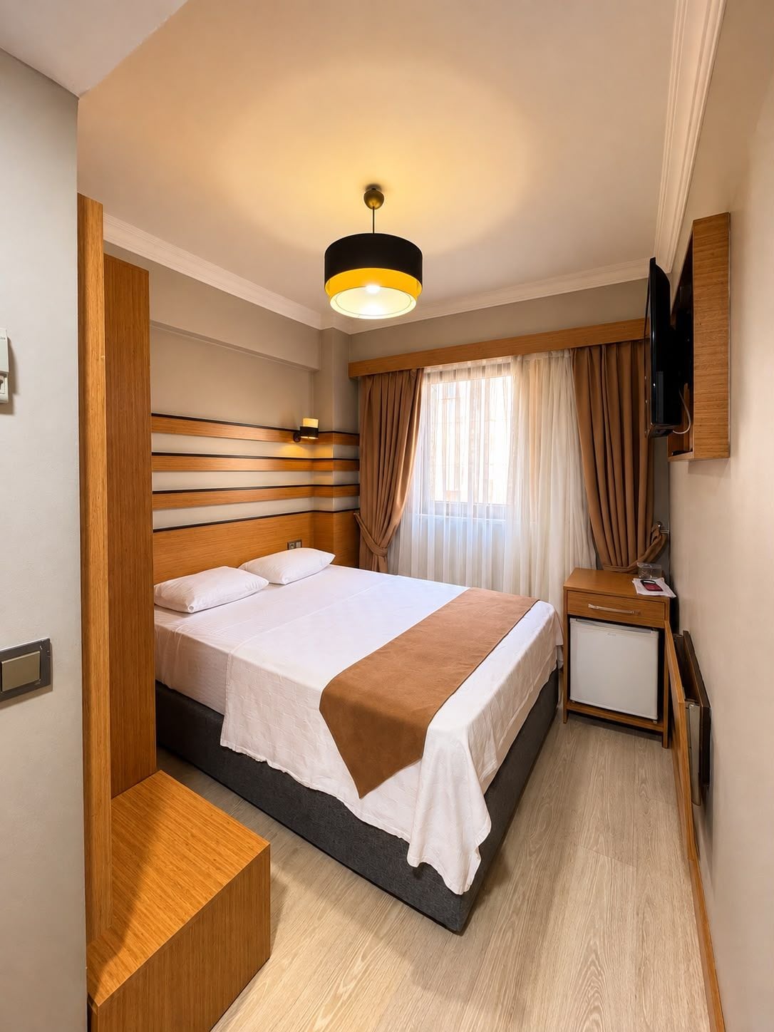 Standard Studio, 1 Double Bed | Egyptian cotton sheets, premium bedding, desk, laptop workspace