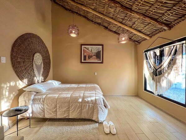 1 bedroom, desk, iron/ironing board, free WiFi