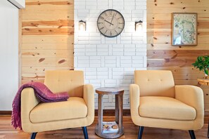 Interior - Family style charming house on the westside of Rapid City . (Rapid City)