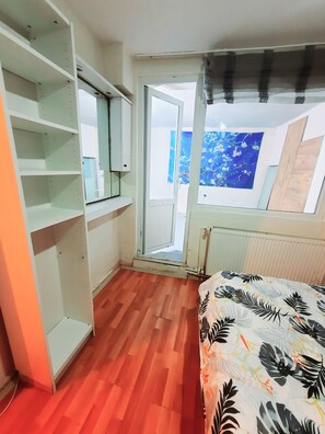 1 bedroom, iron/ironing board, WiFi