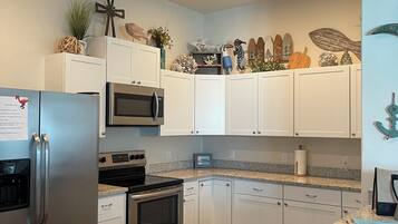 Microwave, oven, stovetop, dishwasher