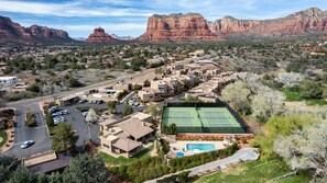 Exterior - Sedona Golf Retreat! Pool, Hot Tub, Tennis, Pickleball and Golf! (Sedona)