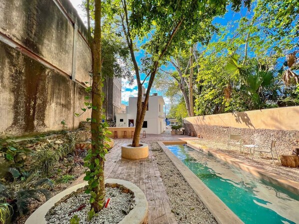 Pool - Casa Xa'an: big beautiful 5BR home with pool, great for families! (Valladolid)