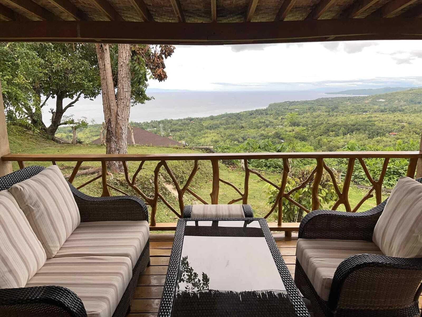 Deluxe Sea View | Balcony