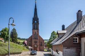 Exterior - Holiday Apartment "Waldesruh" near Slopes with Balcony & Wi-Fi (Titisee-Neustadt)