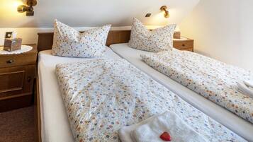 2 Schlafzimmer, kostenloses WLAN, BettwÀsche
