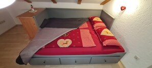 1 chambre, Wi-Fi gratuit, draps fournis
