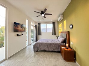 4 slaapkamers, een strijkplank/strijkijzer, gratis wifi, beddengoed