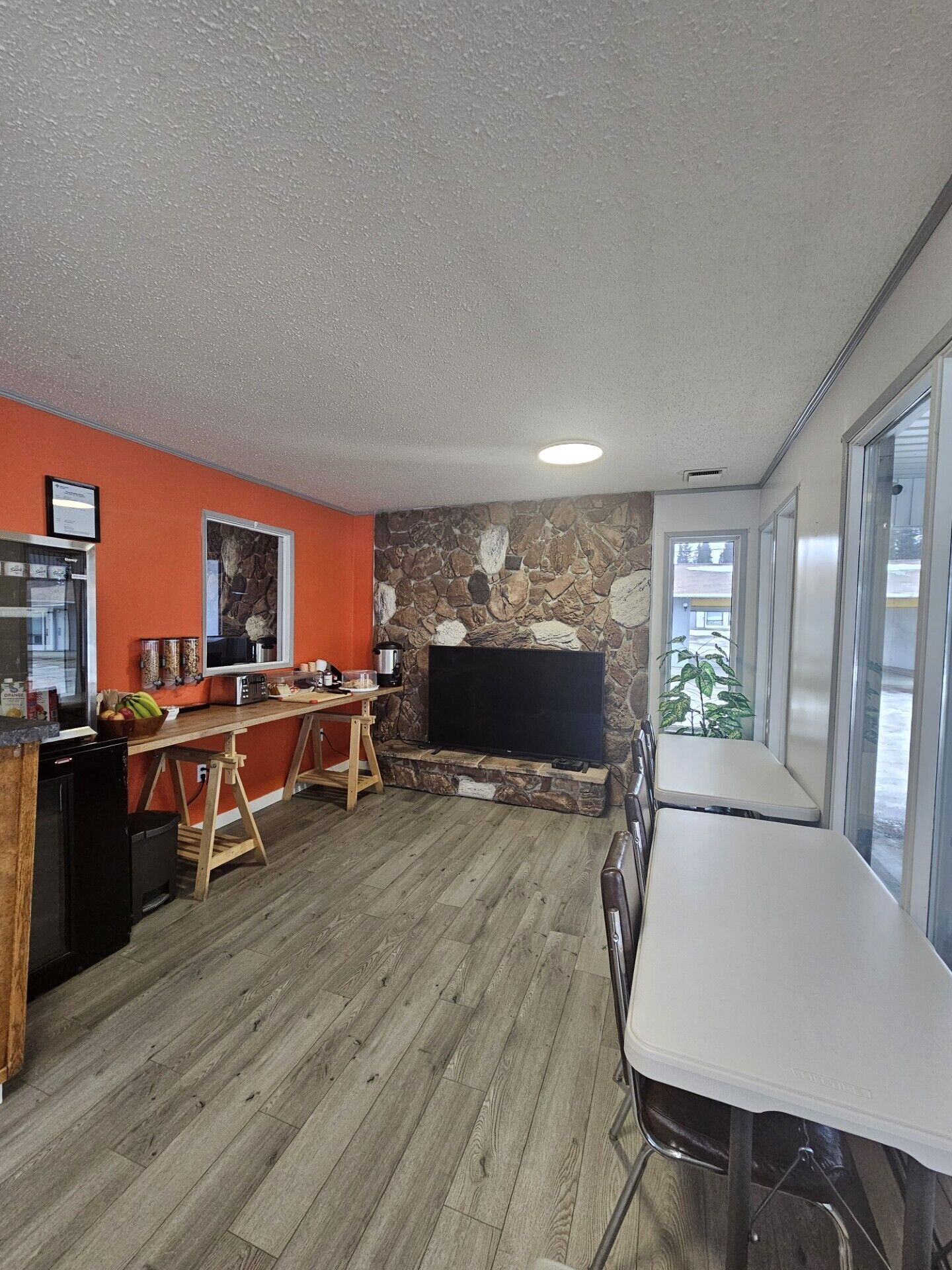 Esmorzar diari d'autoservei gratuït 