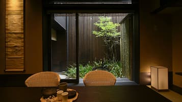 Premium House, Non Smoking (No.1) | Living area | Flat-screen TV