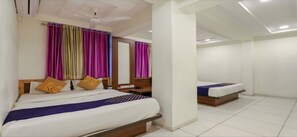 Deluxe Double Room | Desk, free WiFi, bed sheets - Everest Hotel  (Sanand)