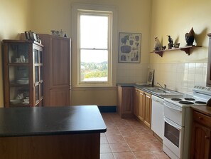 Fridge, microwave, oven, stovetop - Yarra Valley Historical Homestead (Wandin East)