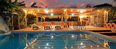 Piscine extérieure