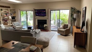 スマートテレビ、PC モニター、プリンター