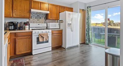 2bdrms/1.5bath-5beds/Quiet/Laundry/Jungle Theme/FREE Wifi/Sleep6