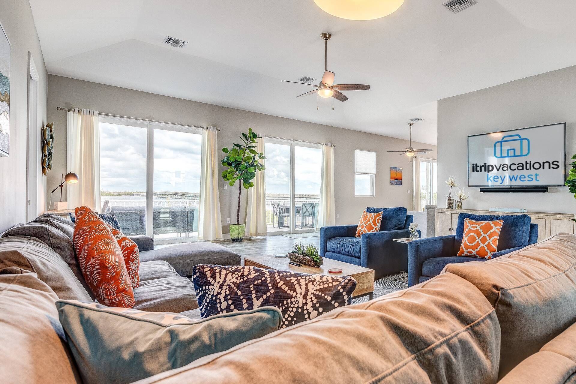 Castaway On The Keys: Experience Spectacular Open Water Living On Bogie Channel, Pool & Dockage! - Big Pine Key, FL
