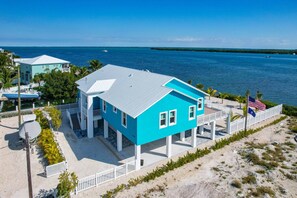 Exterior - Castaway On The Keys: Experience Spectacular Open Water Living on Bogie Channel, Pool & Dockage! (Big Pine Key)