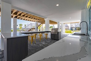 Terrace/patio - Castaway On The Keys: Experience Spectacular Open Water Living on Bogie Channel, Pool & Dockage! (Big Pine Key)