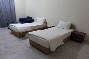 1 bedroom, laptop workspace, free WiFi, bed sheets - Super Oyo 147 Babylon Furnished Apartment (Salalah)