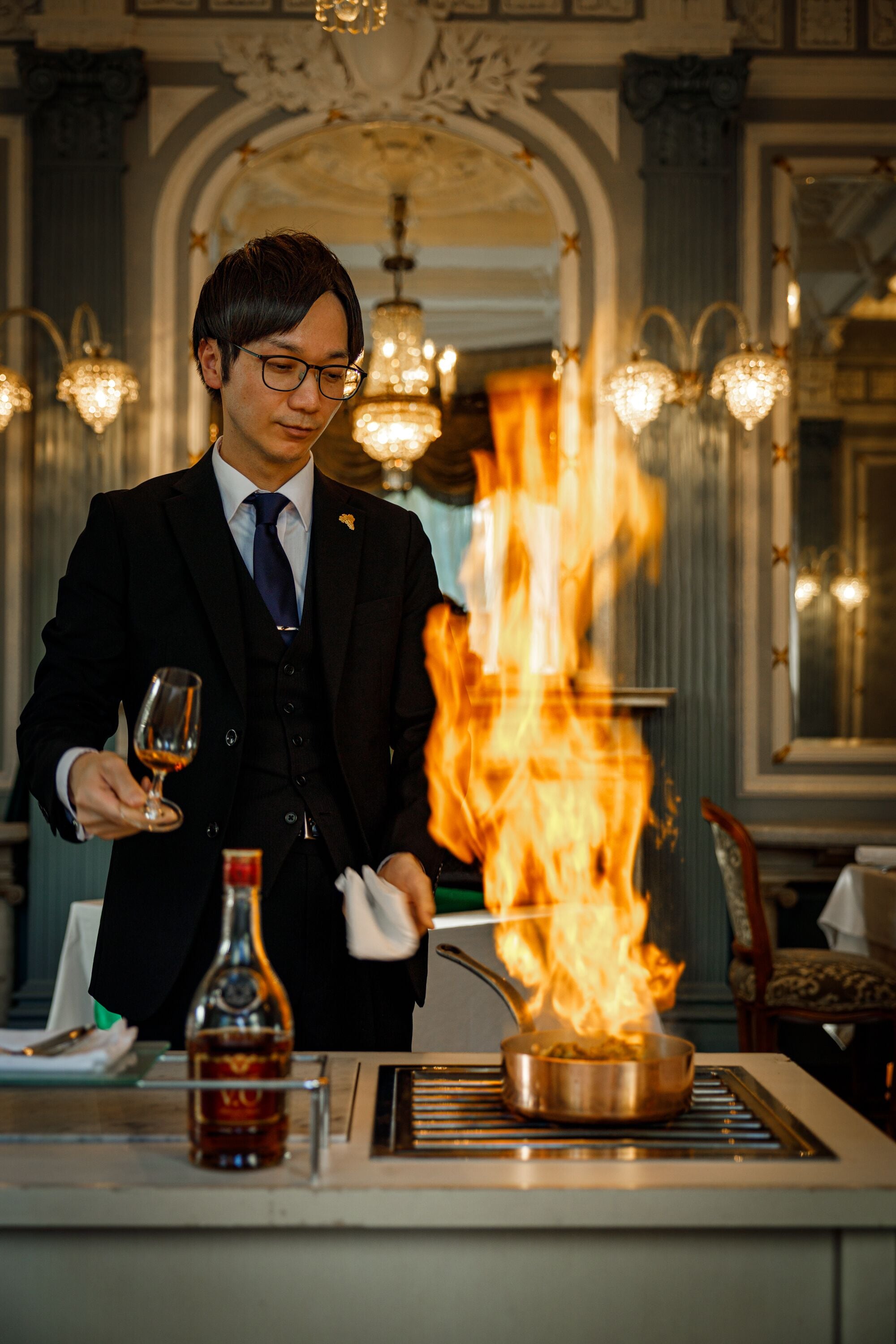 Aperto a pranzo e cena, cucina francese