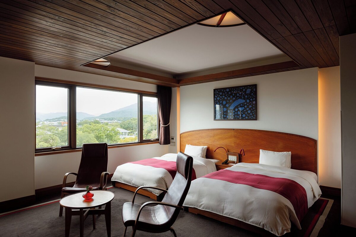Phòng 2 giường đơn có tầm nhìn toàn cảnh, không hút thuốc (Top floor) | Minibar, két bảo mật tại phòng, màn/rèm cản sáng 