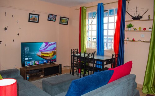 Cozy city apartment with the view of Menengai Crater, Hyrax and Lake Nakuru Park