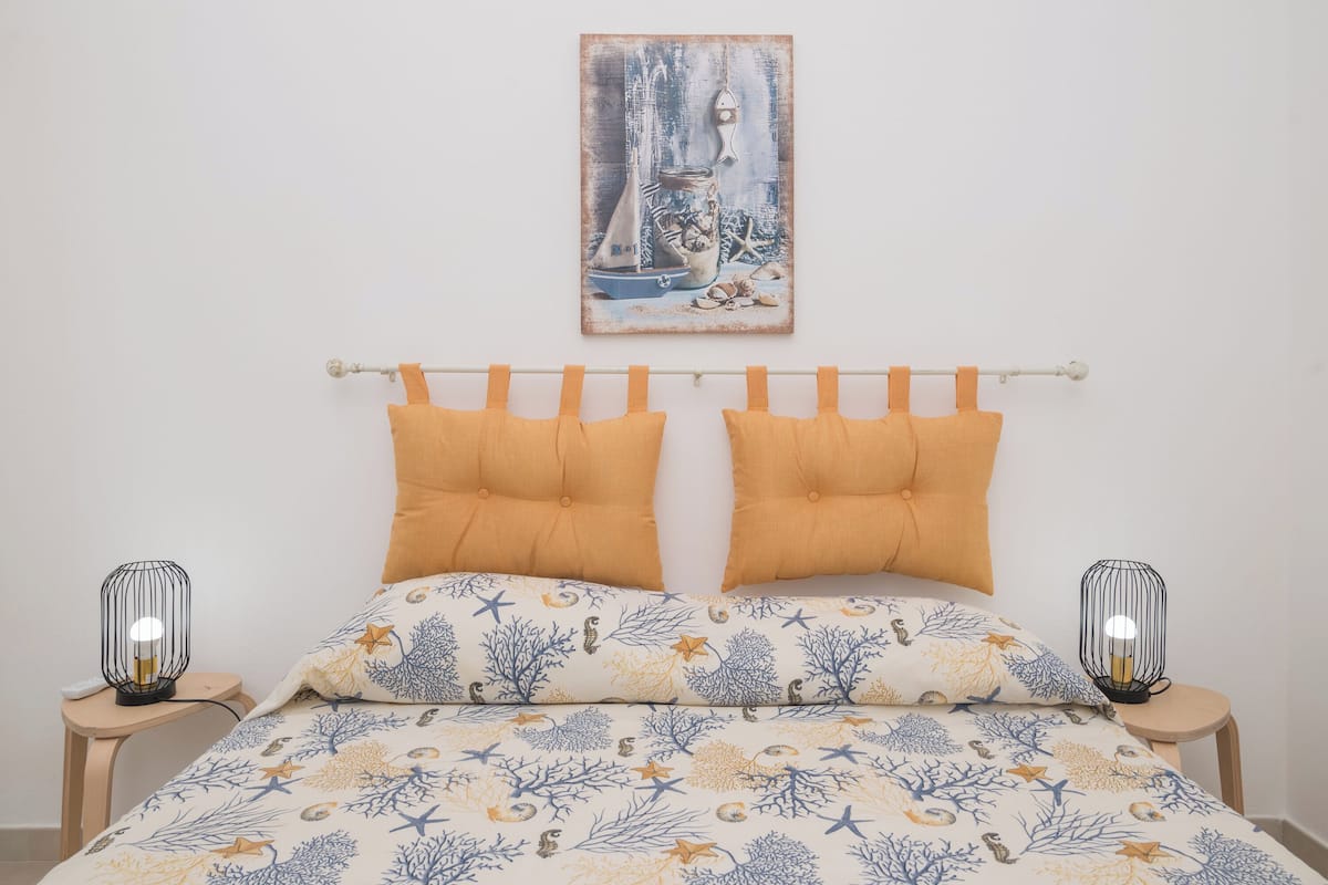 FamiljelÀgenhet - flera sovrum (Dimora Ibiscus 50m From Beach) | 2 sovrum, gratis wi-fi och sÀngklÀder