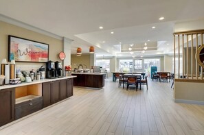 Dining - Spacious Two-Bedroom Suite with Free Breakfast and Outdoor Pool Access! (Sunnyvale)