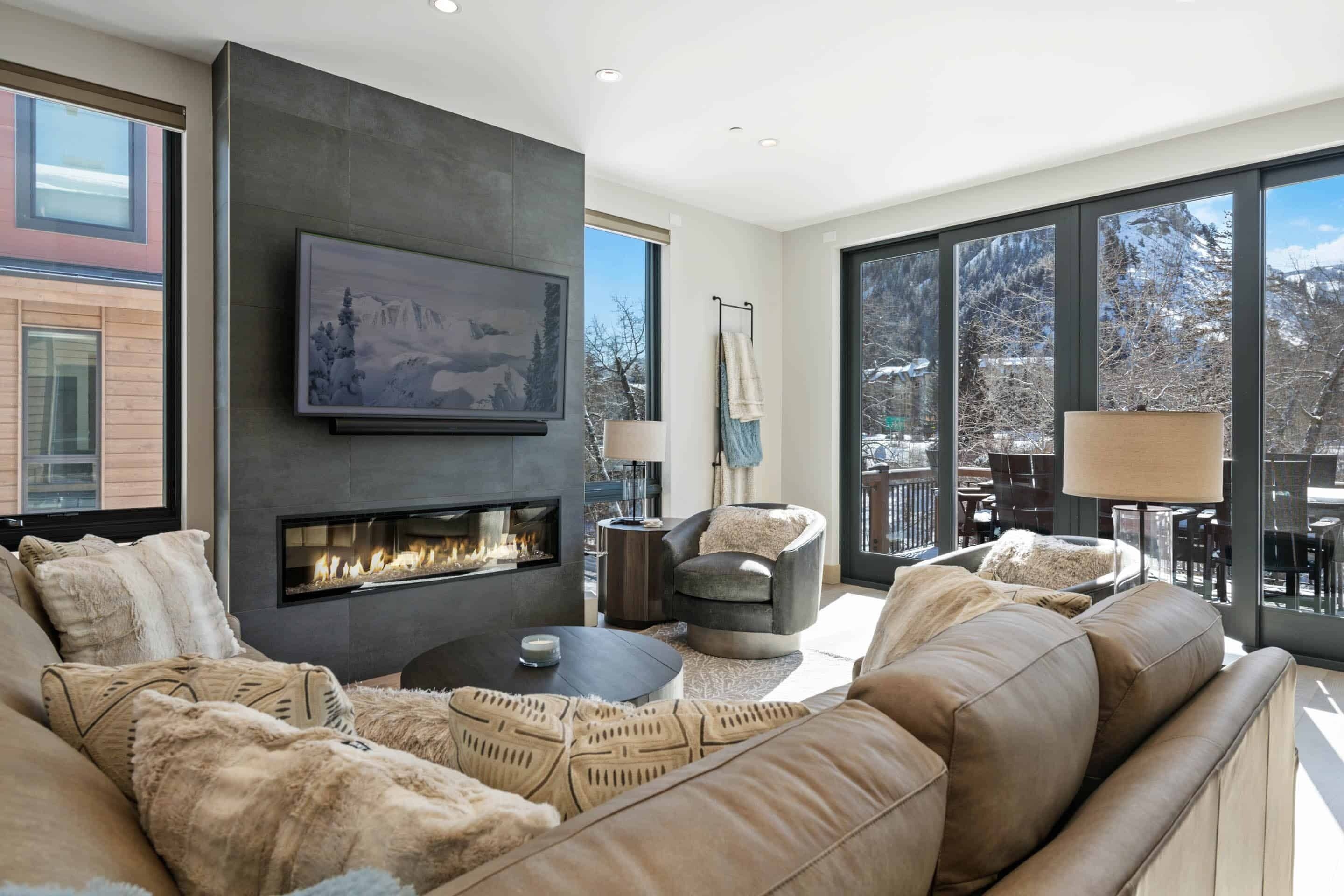 One Riverfront Townhome 5