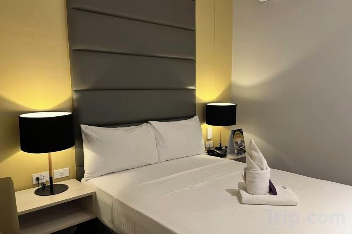 Premium bedding, iron/ironing board (on request), WiFi (free)