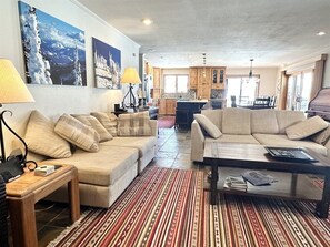 Unclassified image, 5 of 30, button - Mountain Harbor Holiday Roost at Whitefish Lake (Whitefish)