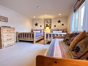 Unclassified image, 5 of 30, button - Mountain Harbor Holiday Roost at Whitefish Lake (Whitefish)