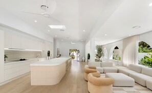 Interior - Costa Beach House (Marcus Beach)