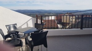 Outdoor dining - House in the historic center  (BELMONTE)