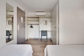 Room - Hotel Initial by Balladins Blois (Blois)