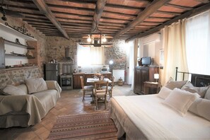 1 habitación, wifi gratis, ropa de cama y acceso para silla de ruedas 