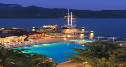 Fortezza Beach Resort