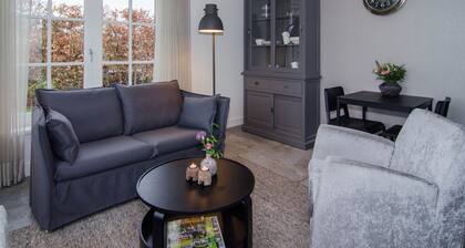 Rural B&B with a beautiful outdoor view and a village atmosphere!