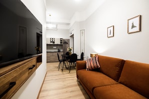 In-room dining - Ariańska 16 Apart Residence by NEARTO (Kraków)