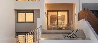 Serenity Villa-Luxurious villa in the heart of Ancient Corinth with private pool