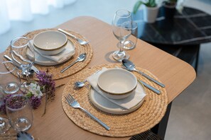 Family Master Suite | Dining room