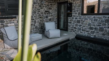 Family Master Suite with Pool | Balcón