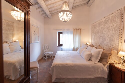 Farmhouse Countryside Village The Treasure