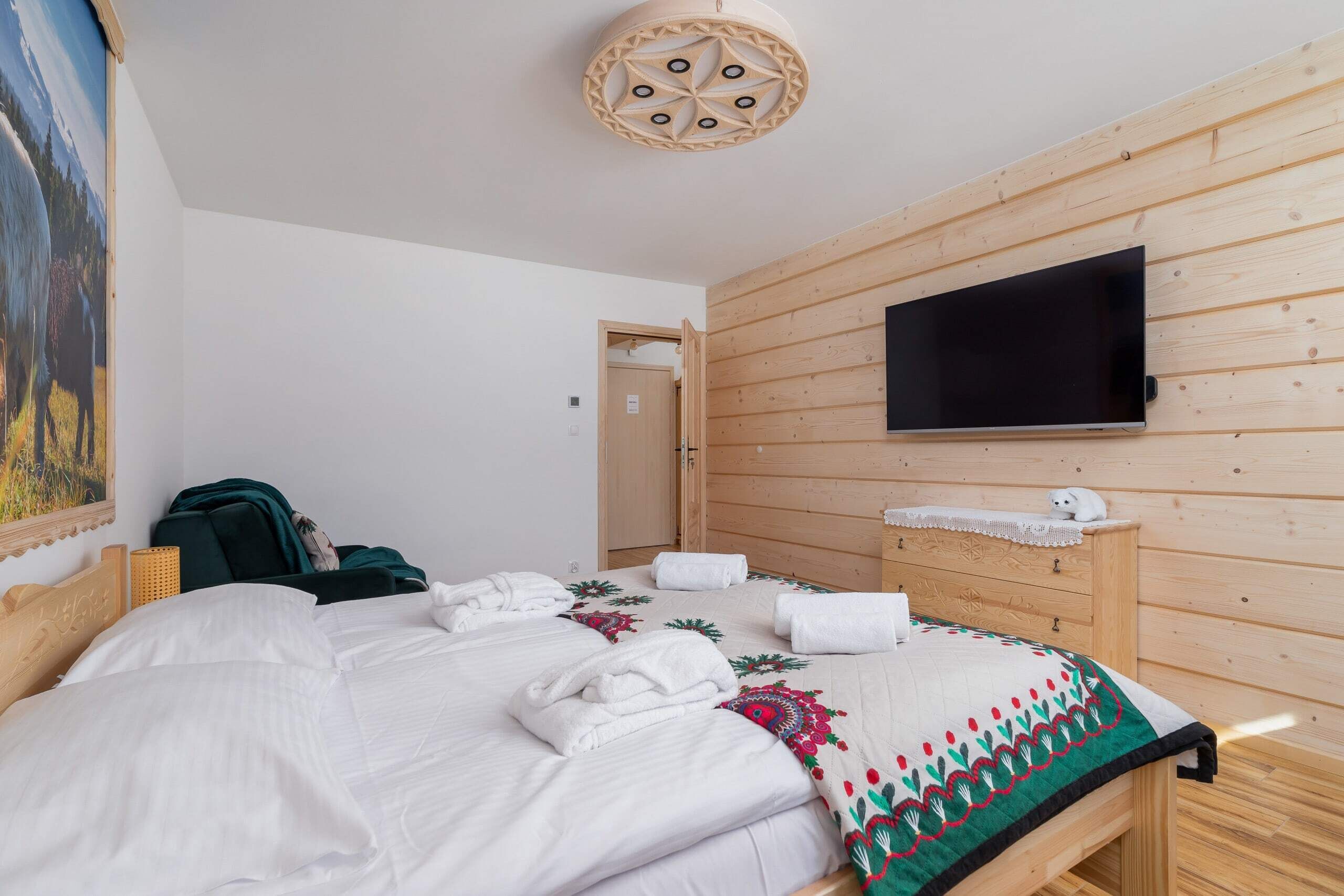 1 chambre, fer et planche à repasser, lit parapluie, Wi-Fi