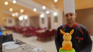 Daily buffet breakfast (INR 354 per person)