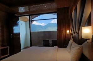 Quarto standard, 1 cama de casal | Vista do quarto
